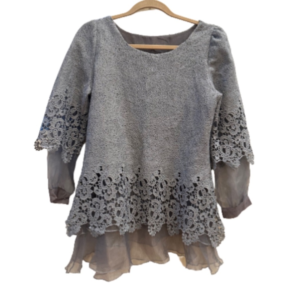 Women’s Grey Lace Tulle Tunic Top - Medium